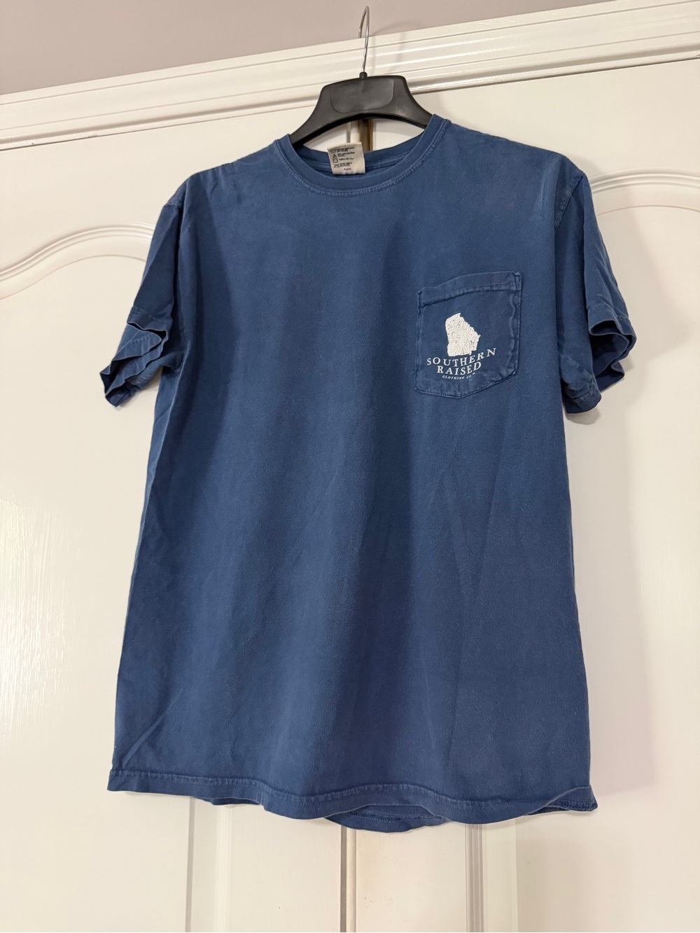 Comfort Colors Indigo Pocket Tee with Southern Raised Logo